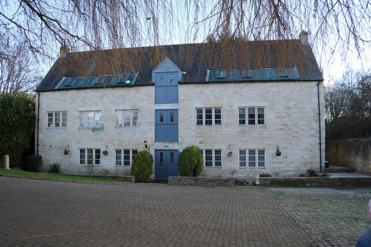 Apartamento Flat 1 - The Old Mill - Bowbridge Lock - Stroud Stroud  Exterior foto